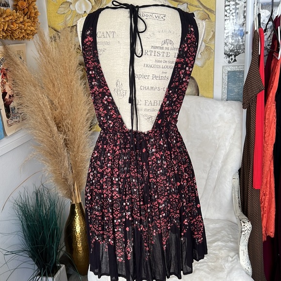 FP One Floral Slip mini dress Pinafore open back flawy Sz. S Button front - Picture 1 of 17